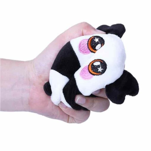 Squeezamals panda dans la main