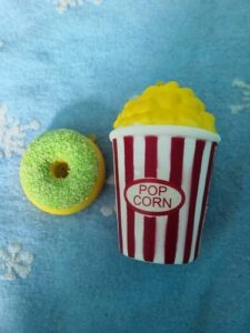 Popcorn Squishy photo review
